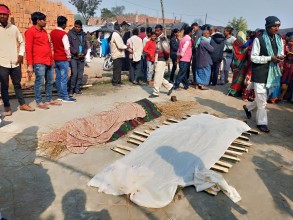 भारतको कुशीनगरमा इनारमा खसेर १३ जना महिलाको मृत्यु
